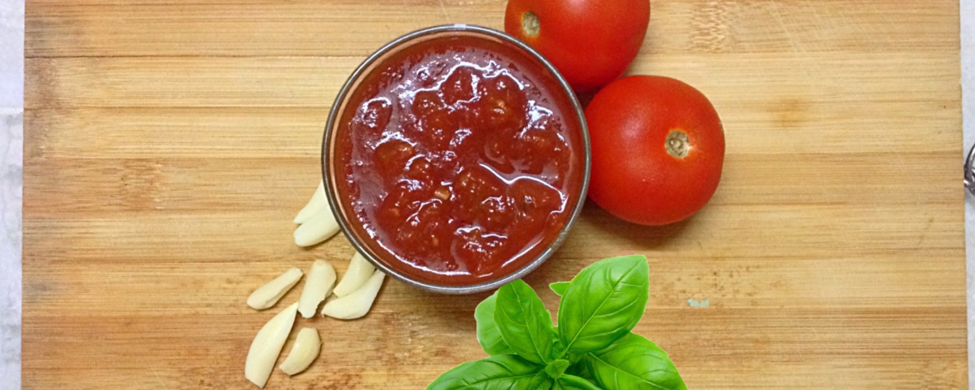 Italian Tomato Basil Sauce for Pizza & Pasta