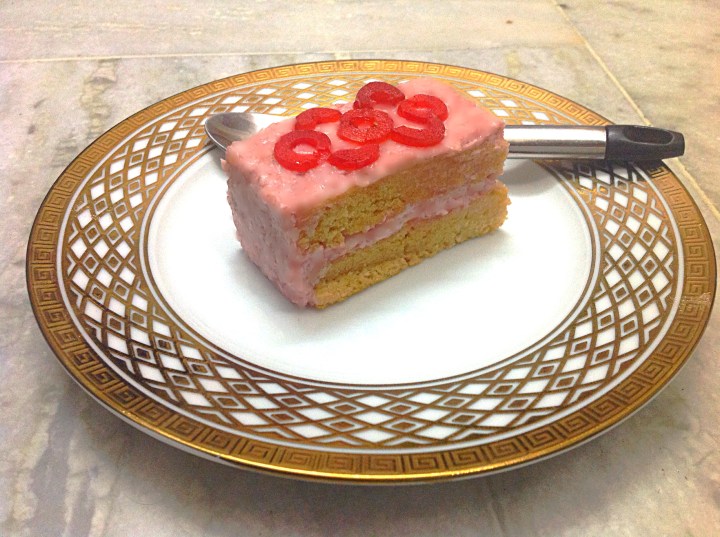 Vanilla Cake with Strawberry Buttercream