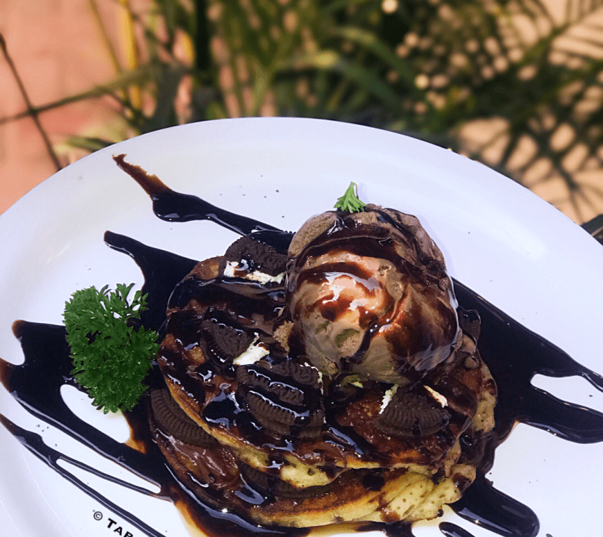 Cookies & Cream Pancakes